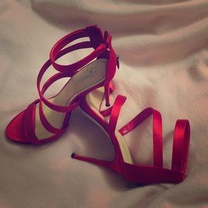 Vince Camuto Red Pumps